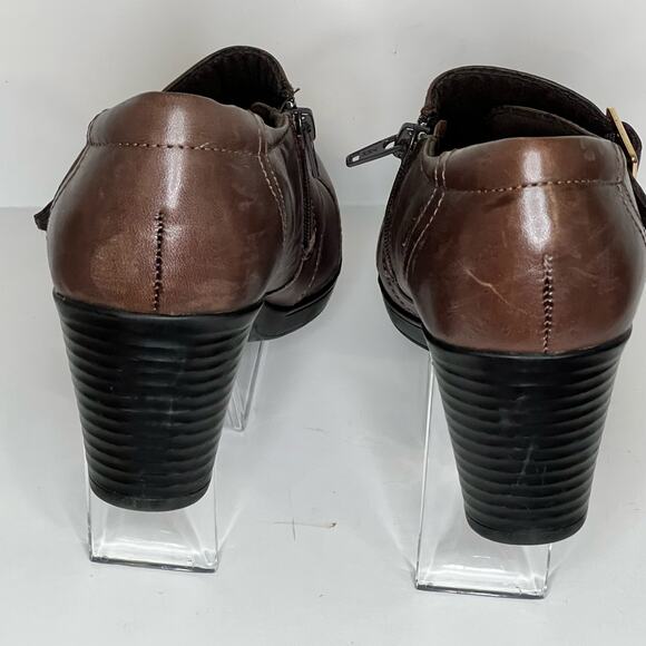 Clarks Women's Brown Booties Size 7.5M Bendable Leather Double Monk Strap Heels - Picture 4 of 11